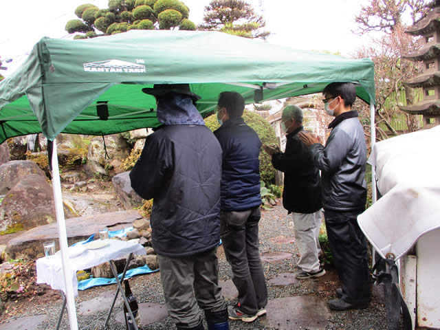 池工事前の地鎮祭